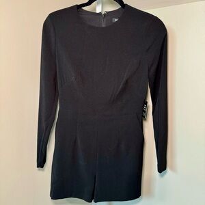Express women’s size 2 crew neck long‎ sleeve black romper.